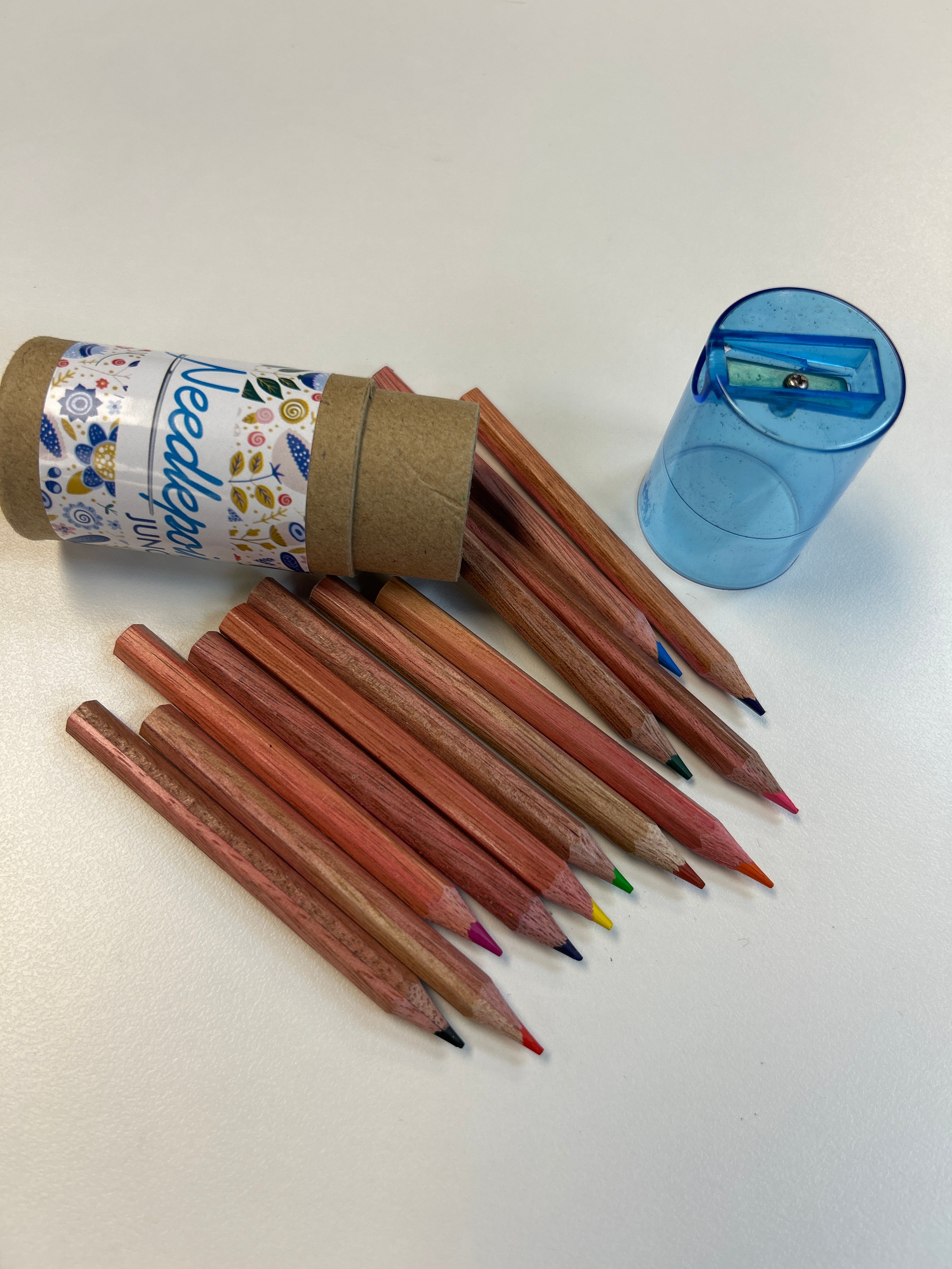Needlepoint Junction Colored Pencil Set