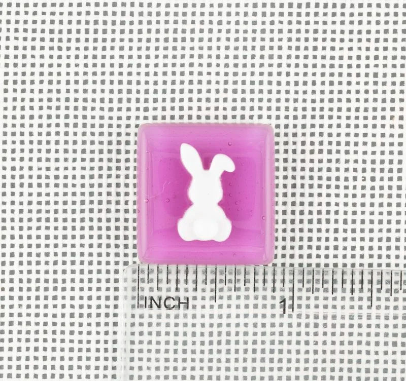 Beau Verre Floppy Eared Bunny Needleminder