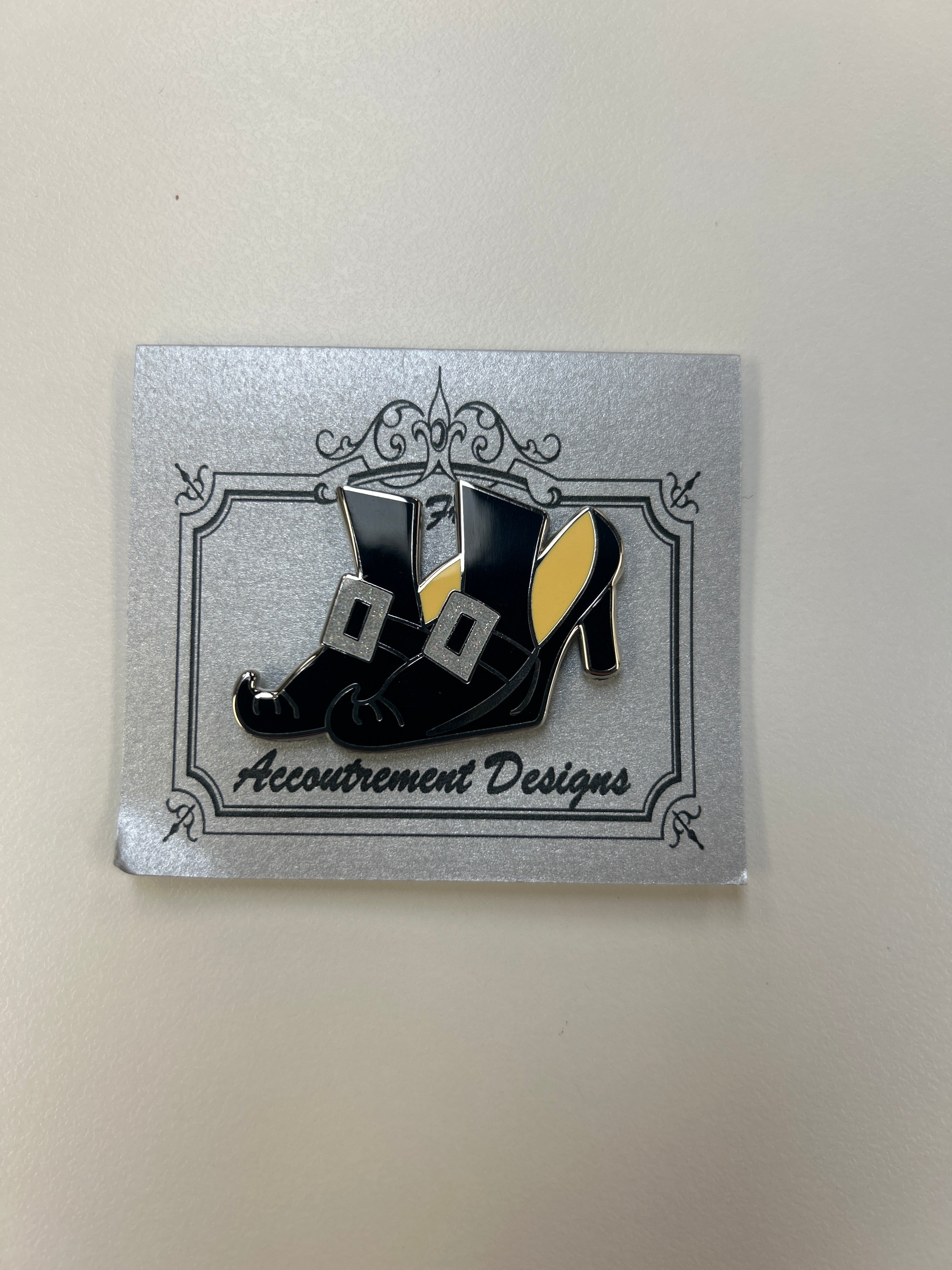 Pilgrim Shoes Needleminder