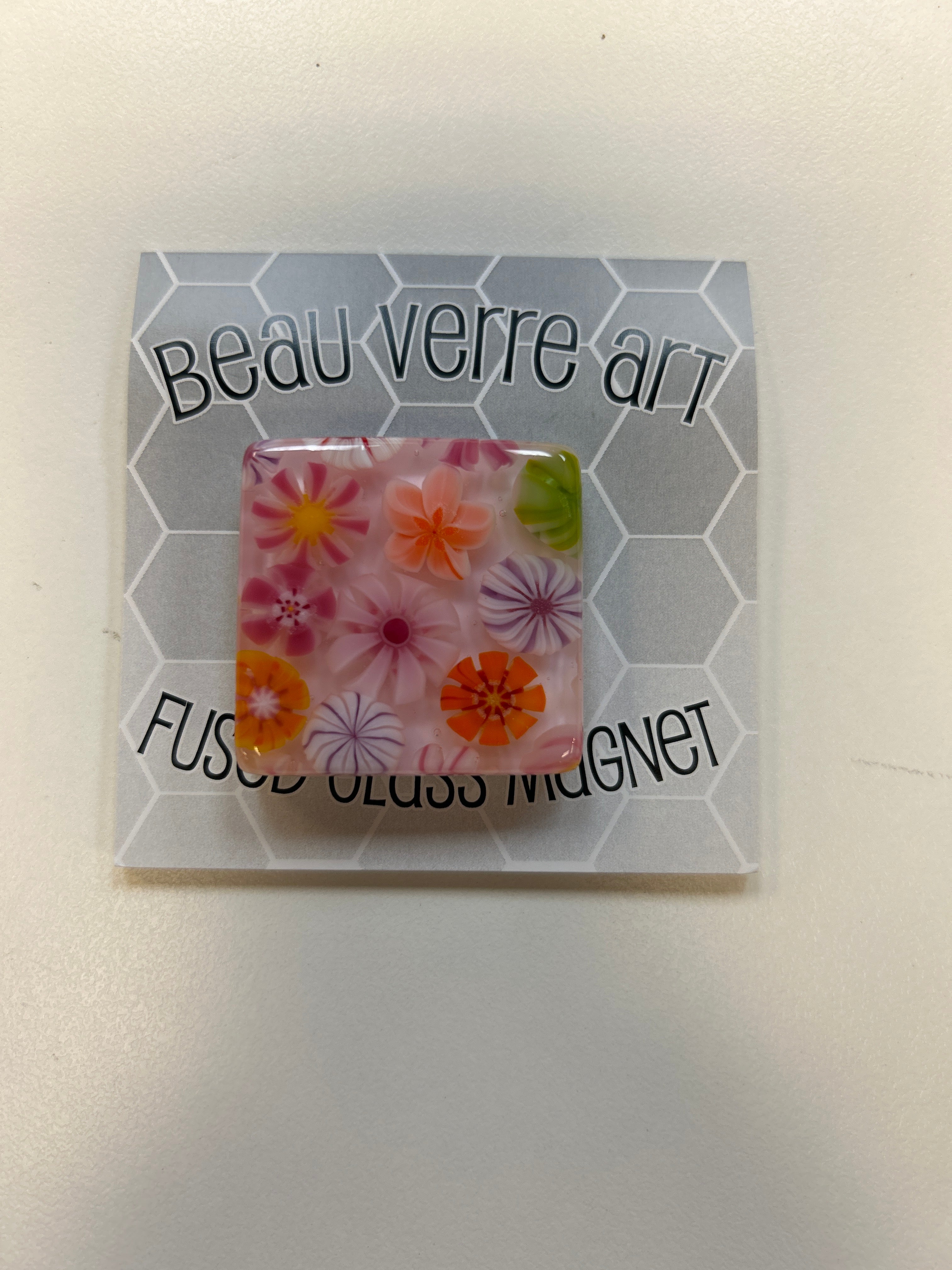 Beau Verre Floral Fused Needleminder