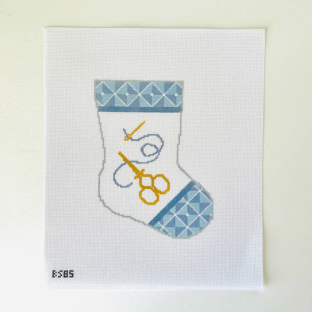 Needlpoint Ormanet Sizaed Bauble Stocking Canvas BS85