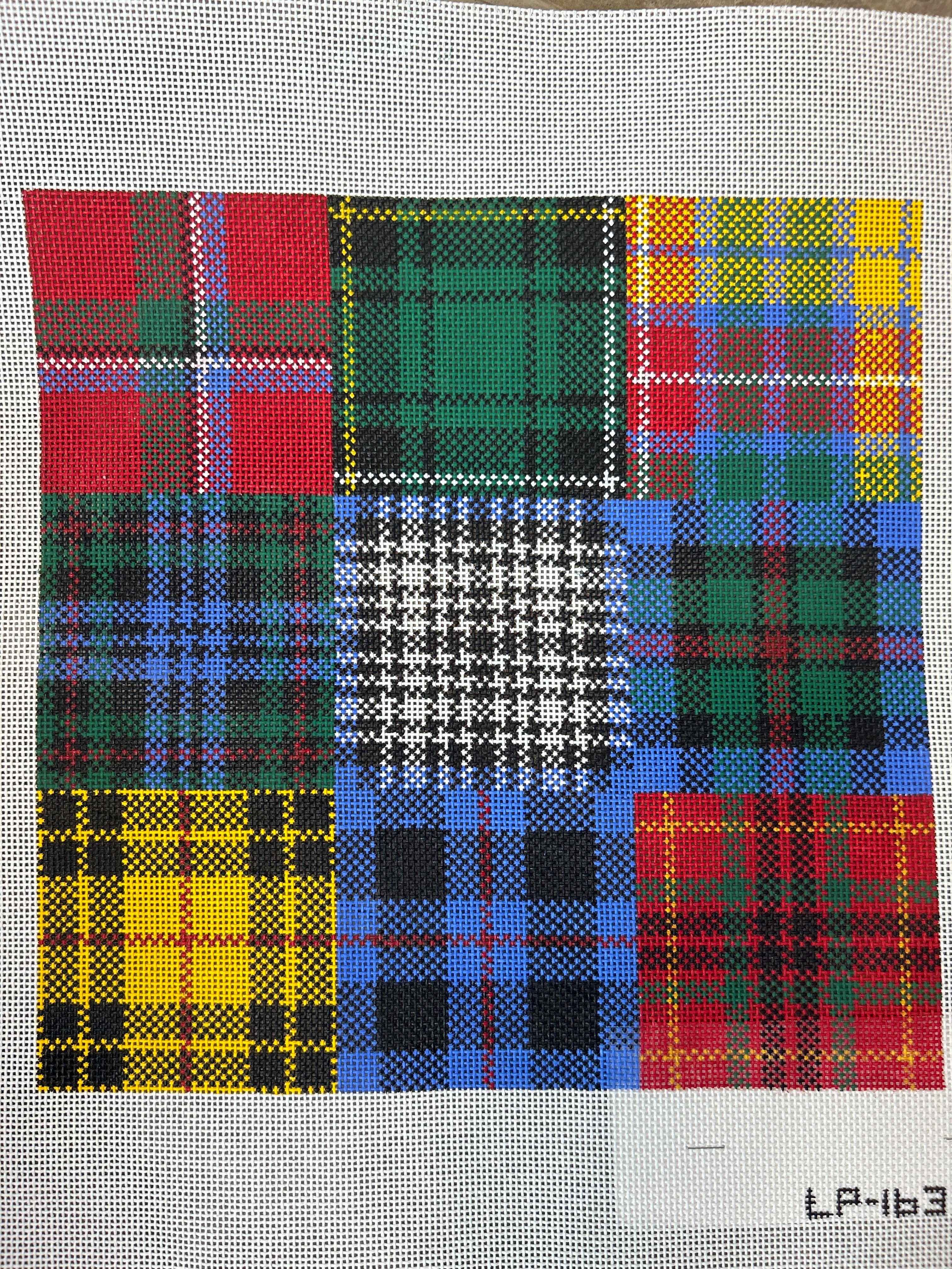 Patchwork Plaid Pillow LP-163
