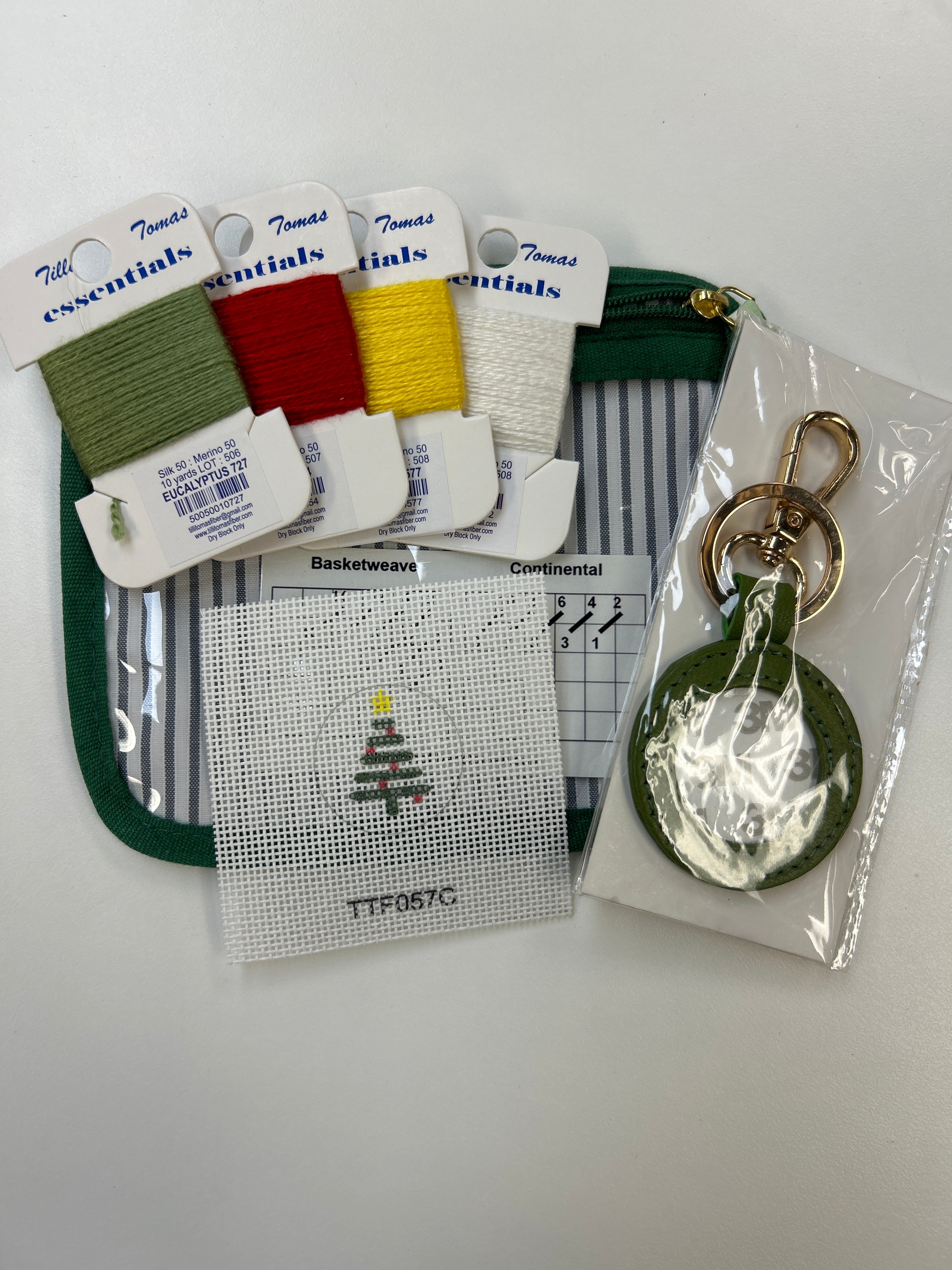 Pack N Go Key Fob Kit Christmas Tree w/Lights