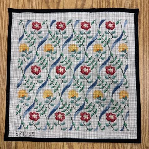 Poppy Trellis EP1085