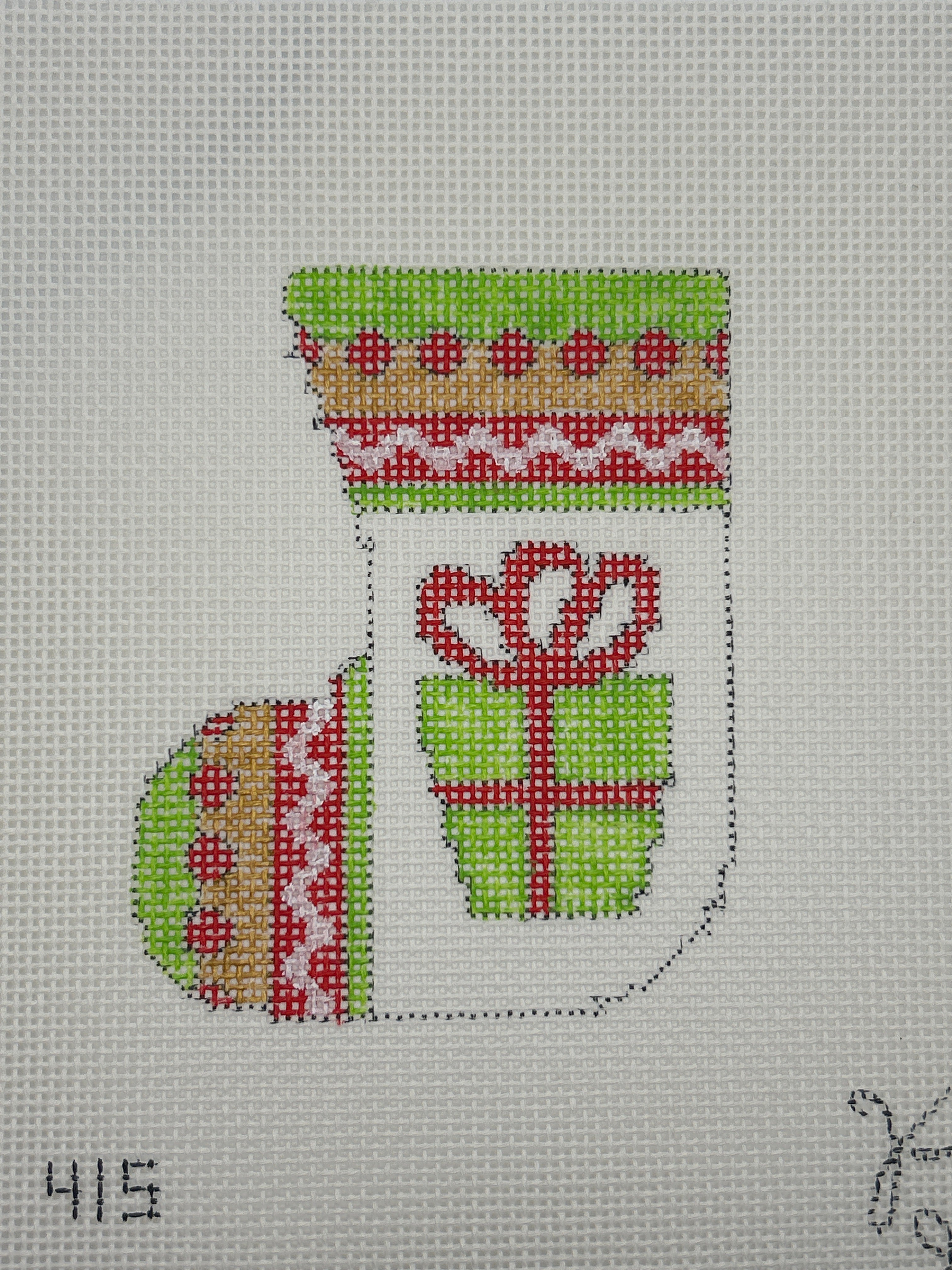 Ric Rac Mini Sock Present 415