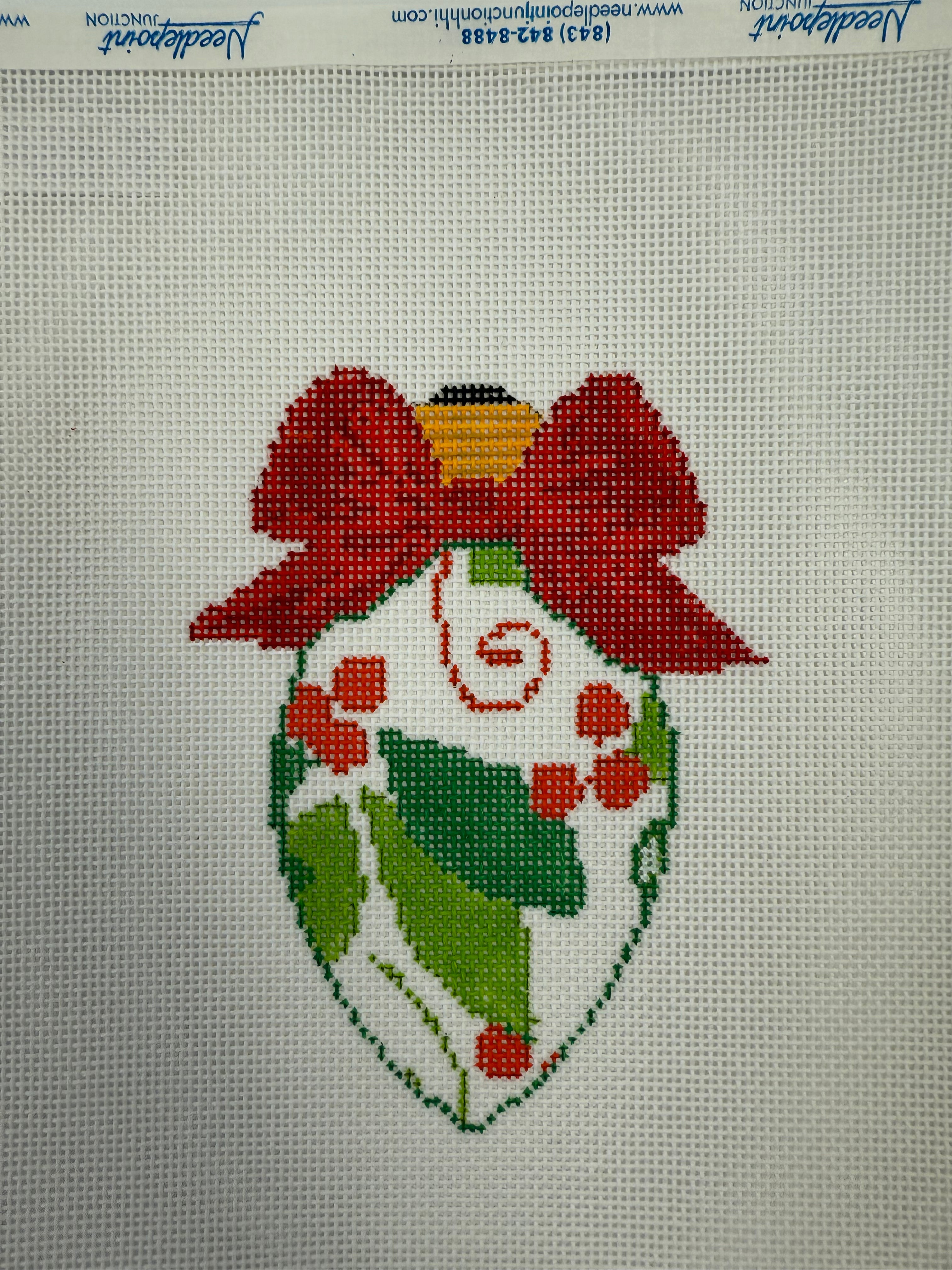 Berries and Greens Light Bulb BW2279NBL