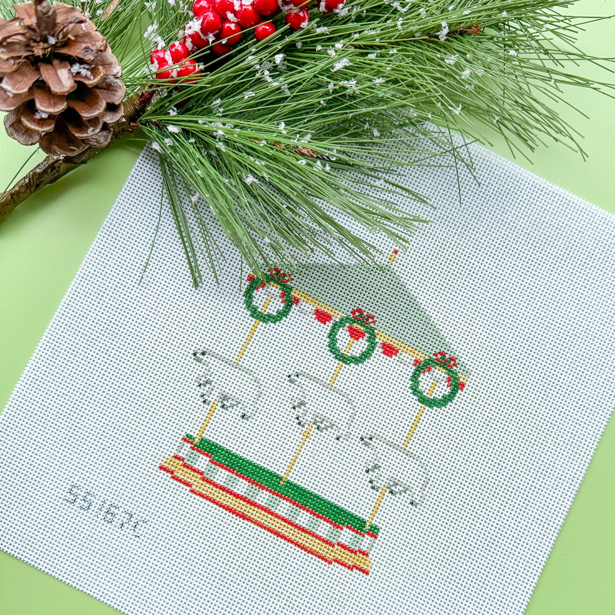 Polar Bears Carousel SS167C