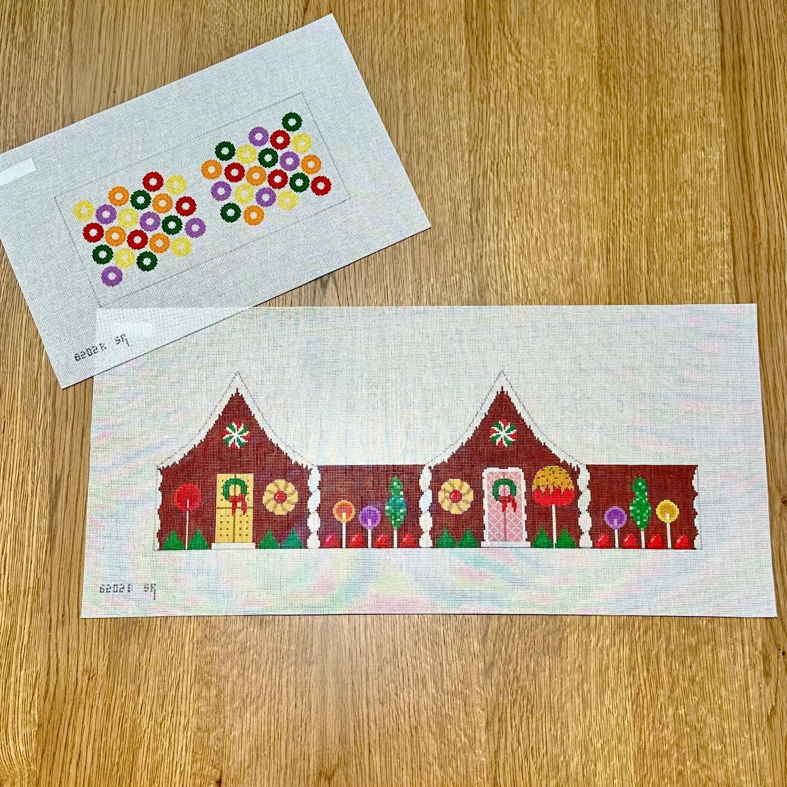 Chocolate Livesaver Roof Gingerbread House 6202