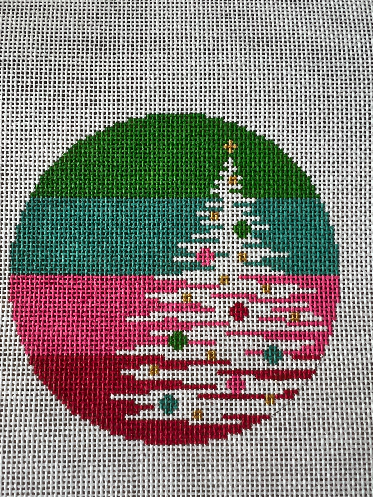 Tree on Stripes X24/25 LB — Needlepoint Junction