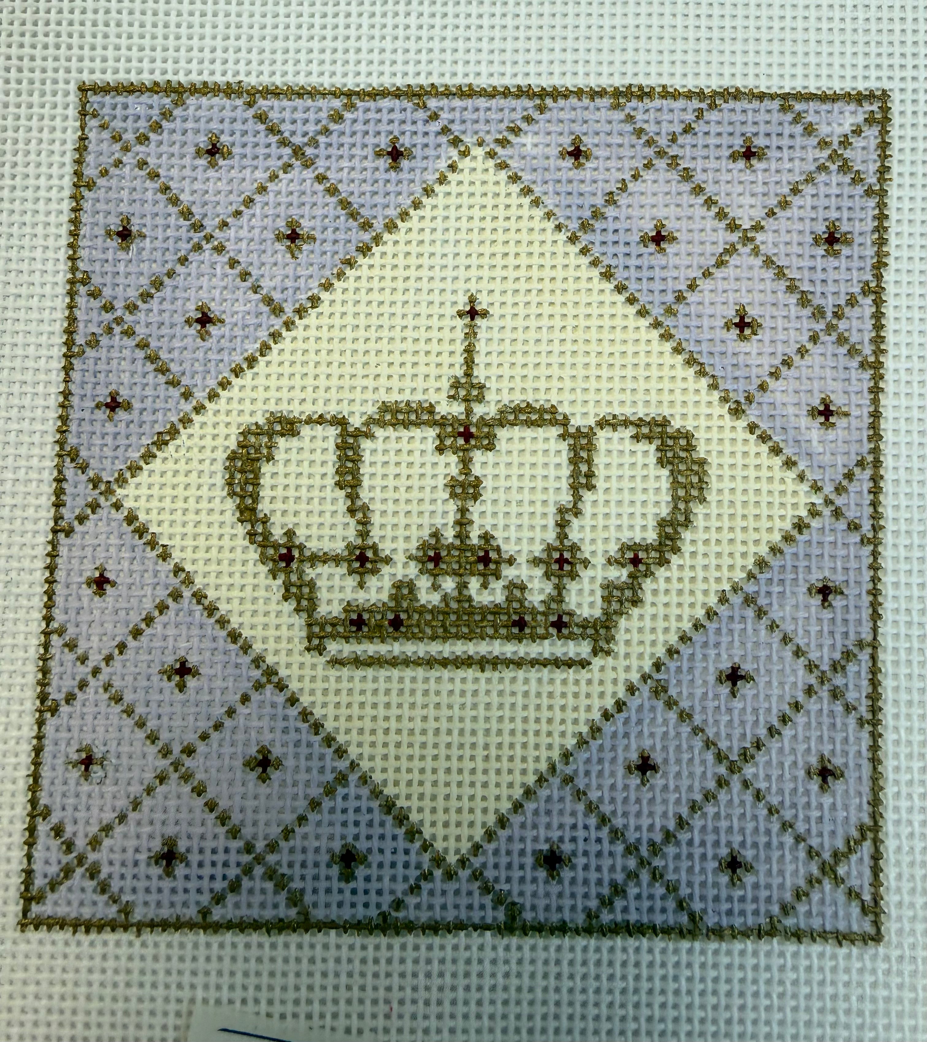 Crown on Lavender 4 inch sq AL25049