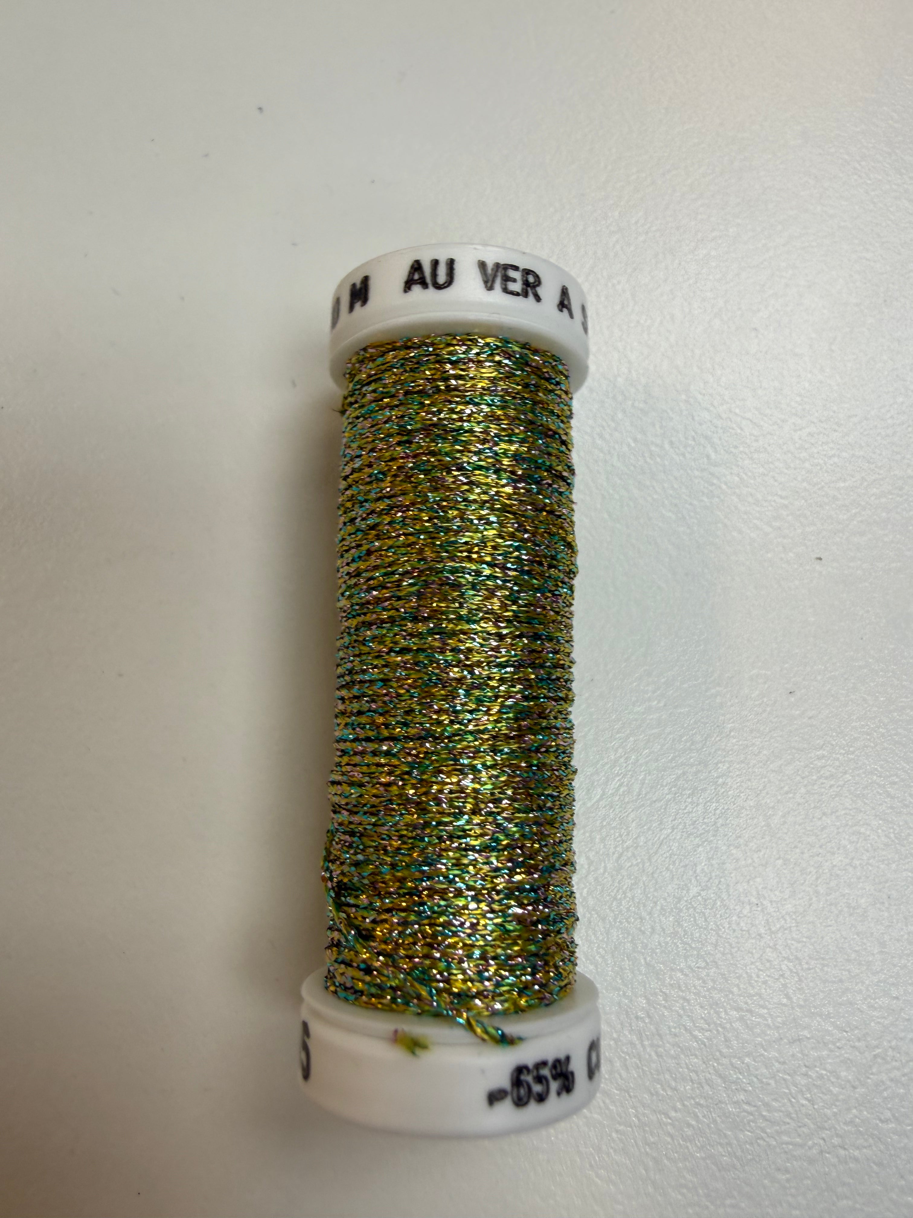 Au Ver a Soie Metallic Braid Size 8