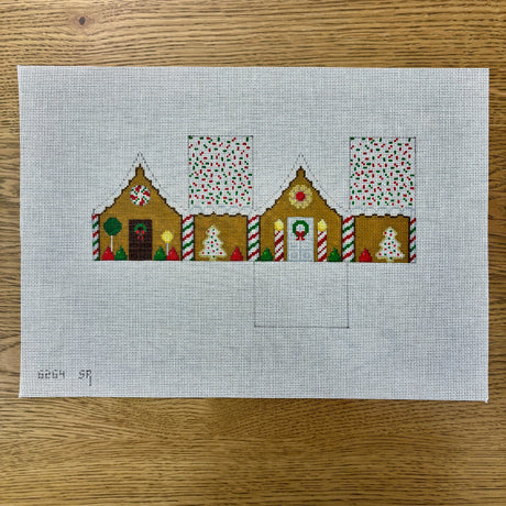 Red and Green Sprinkle Roof, Gingerbread House 18m SR6264
