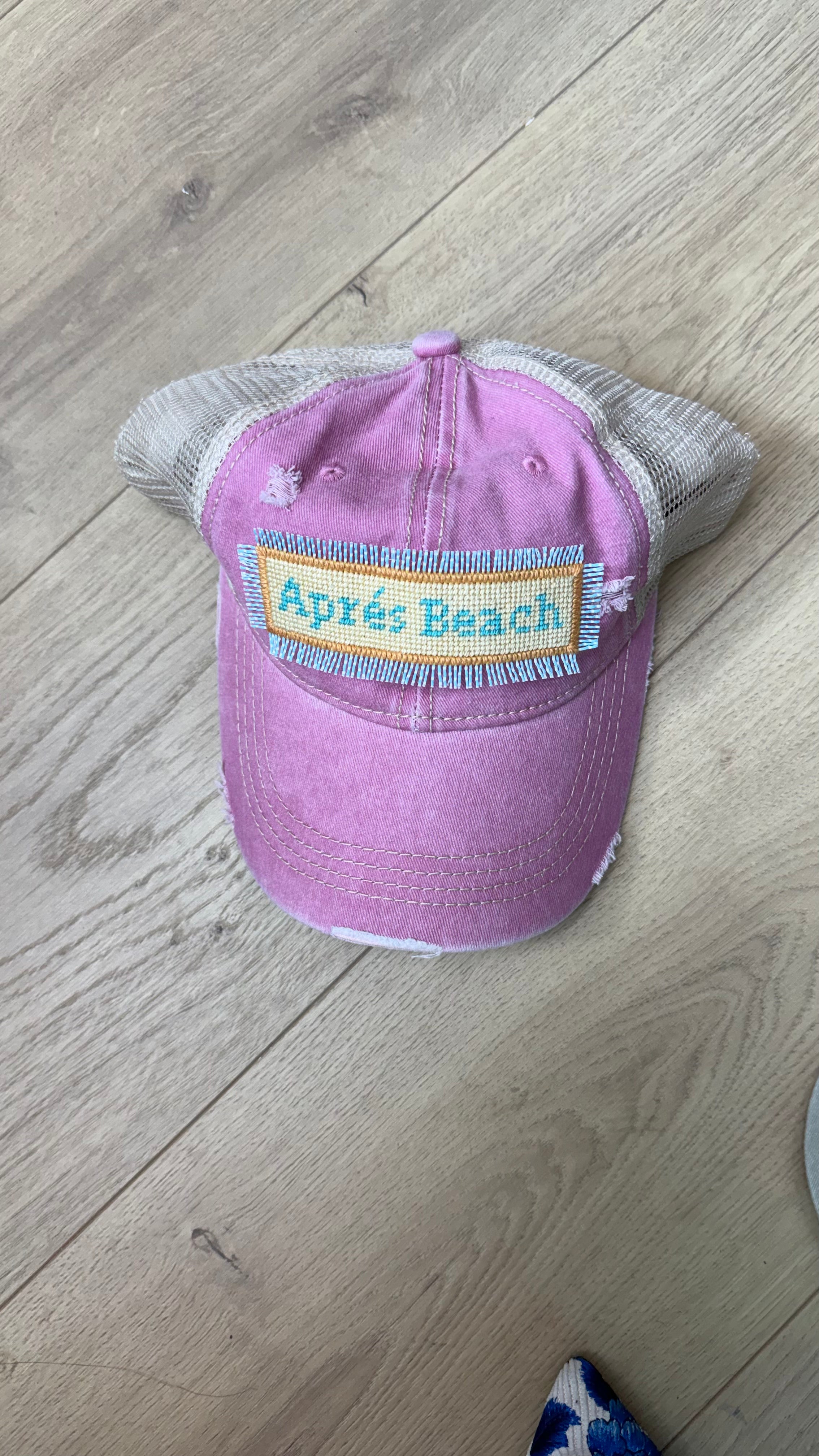 Pixel Fringe  Hats Self Finishing