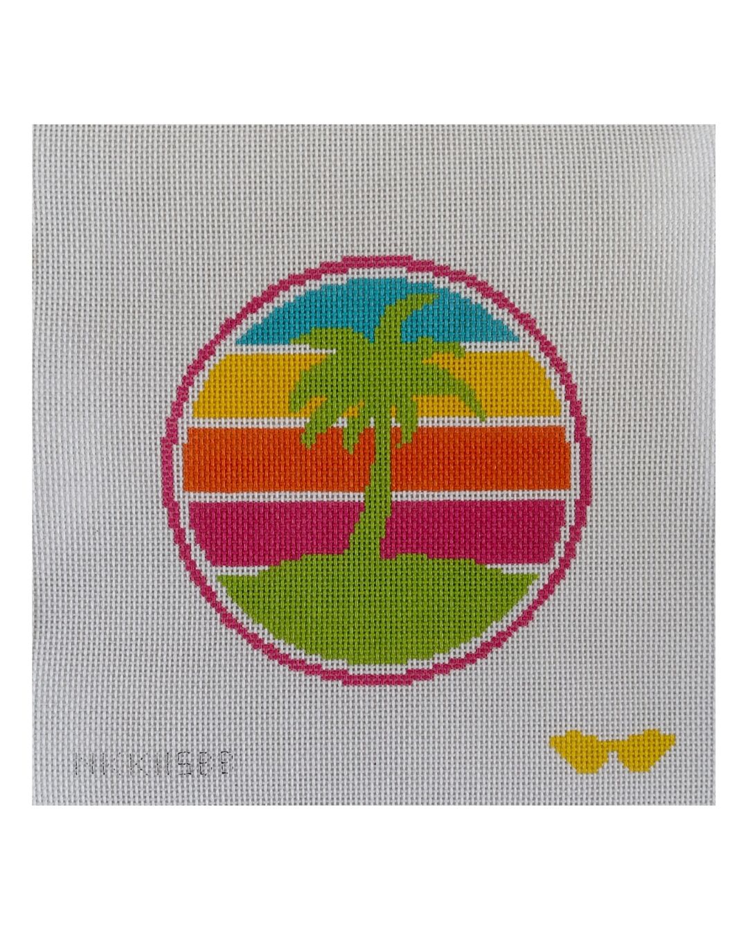 Summer Breeze Round 13 mesh NKK115BB