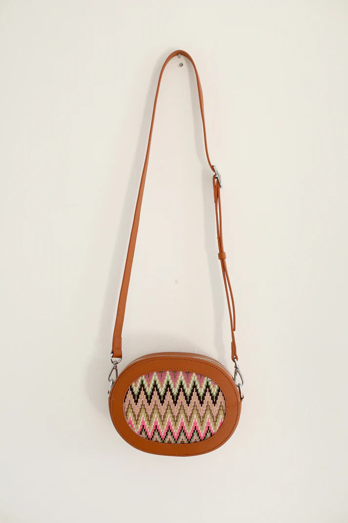 The Flame Oval Pinks Insert