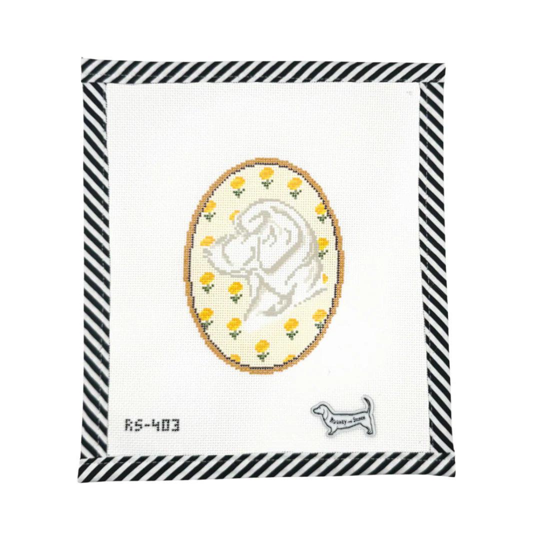 The Labrador Retriever Flower Cameo RS-403
