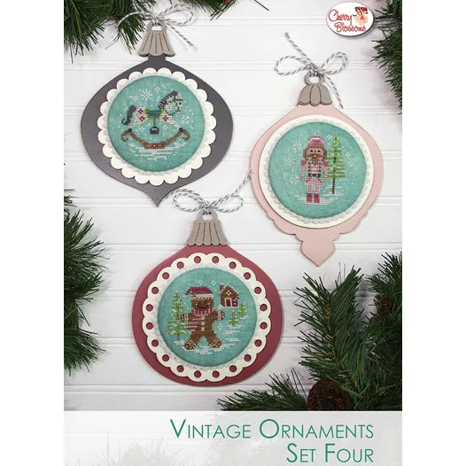 Vintage Ornaments Set 4 xs