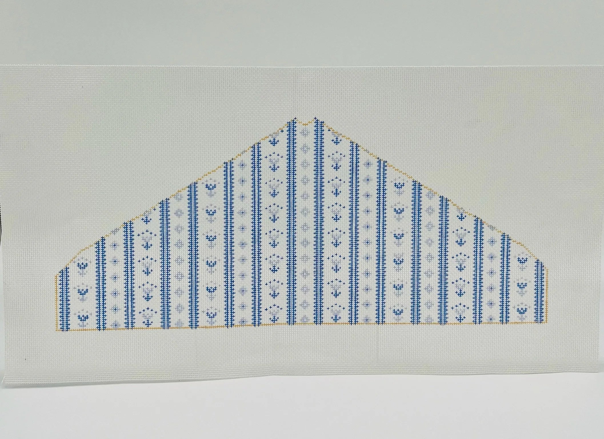 Anne Fisher Blue Provence Hangar STL02