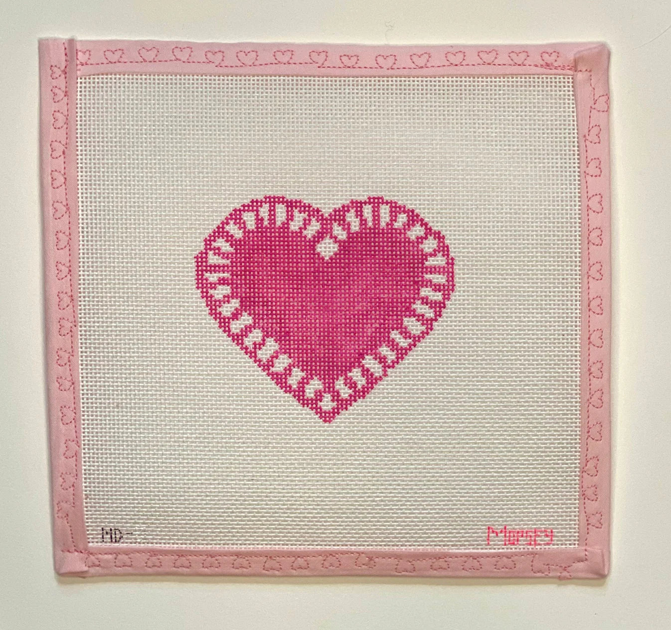 Love Doily - dark pink MD-10.02