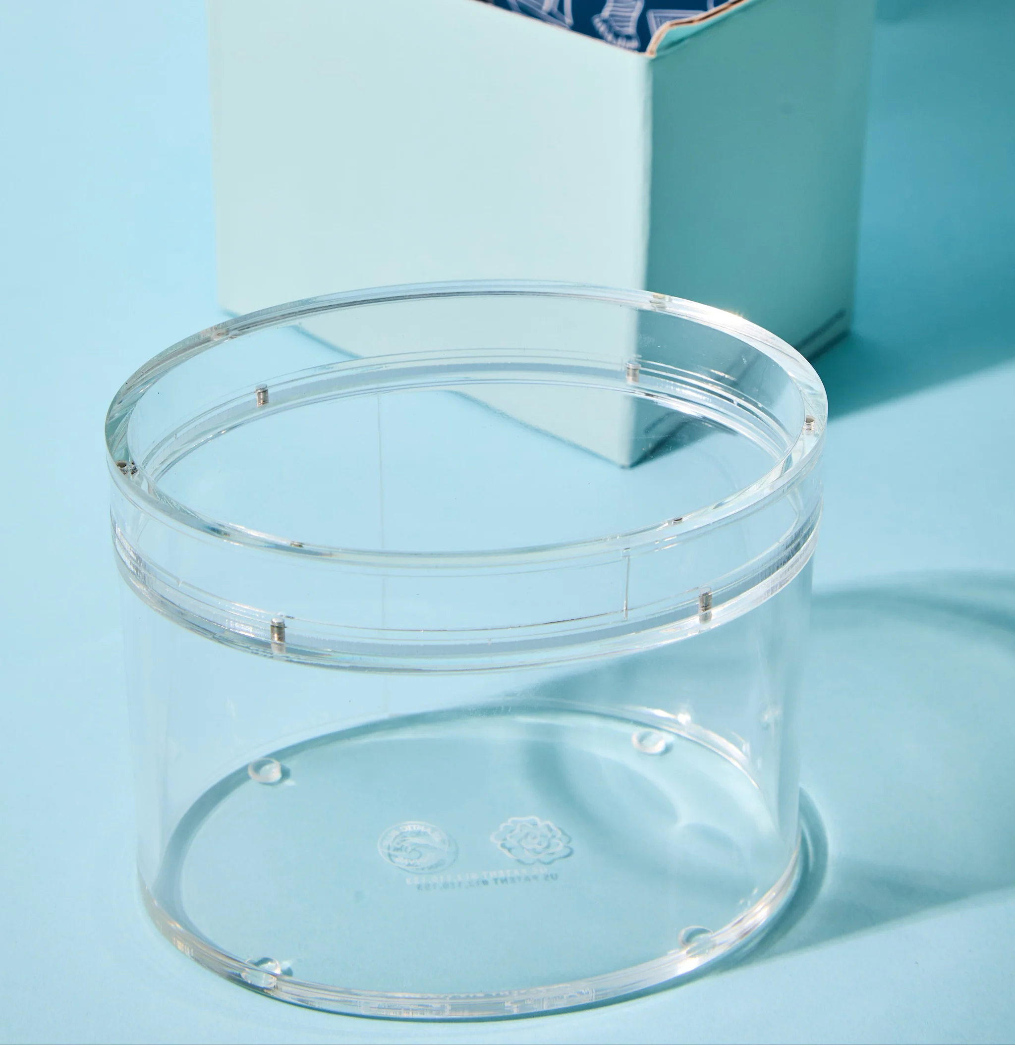 Acrylic Oval Self Finishing Box