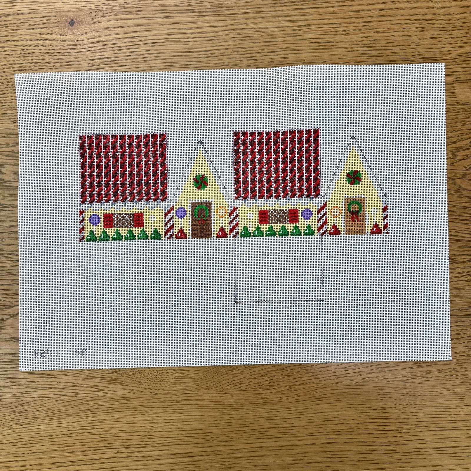 Red Licorice and Chocolate, 3D Gingerbread House SR5244-18