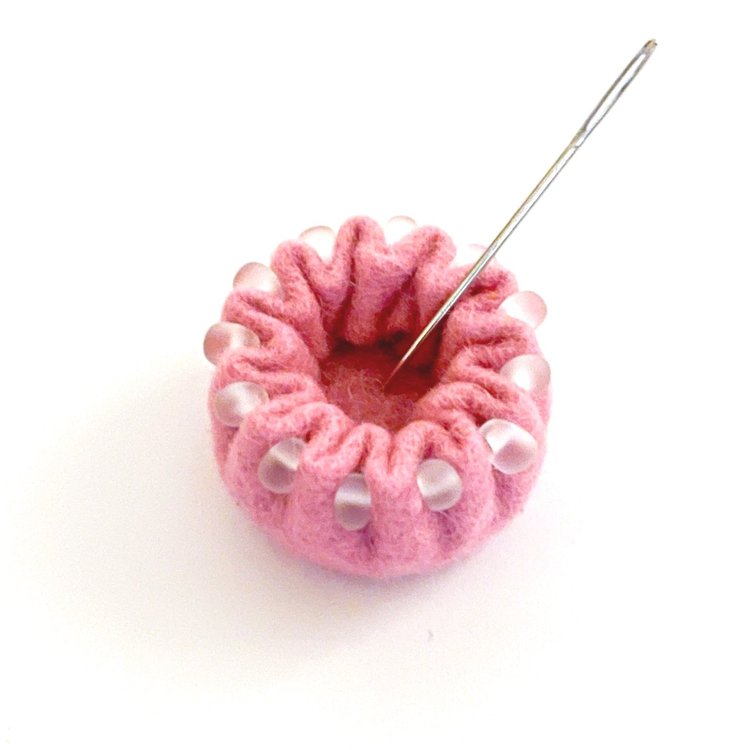 Cozie Needle Minder