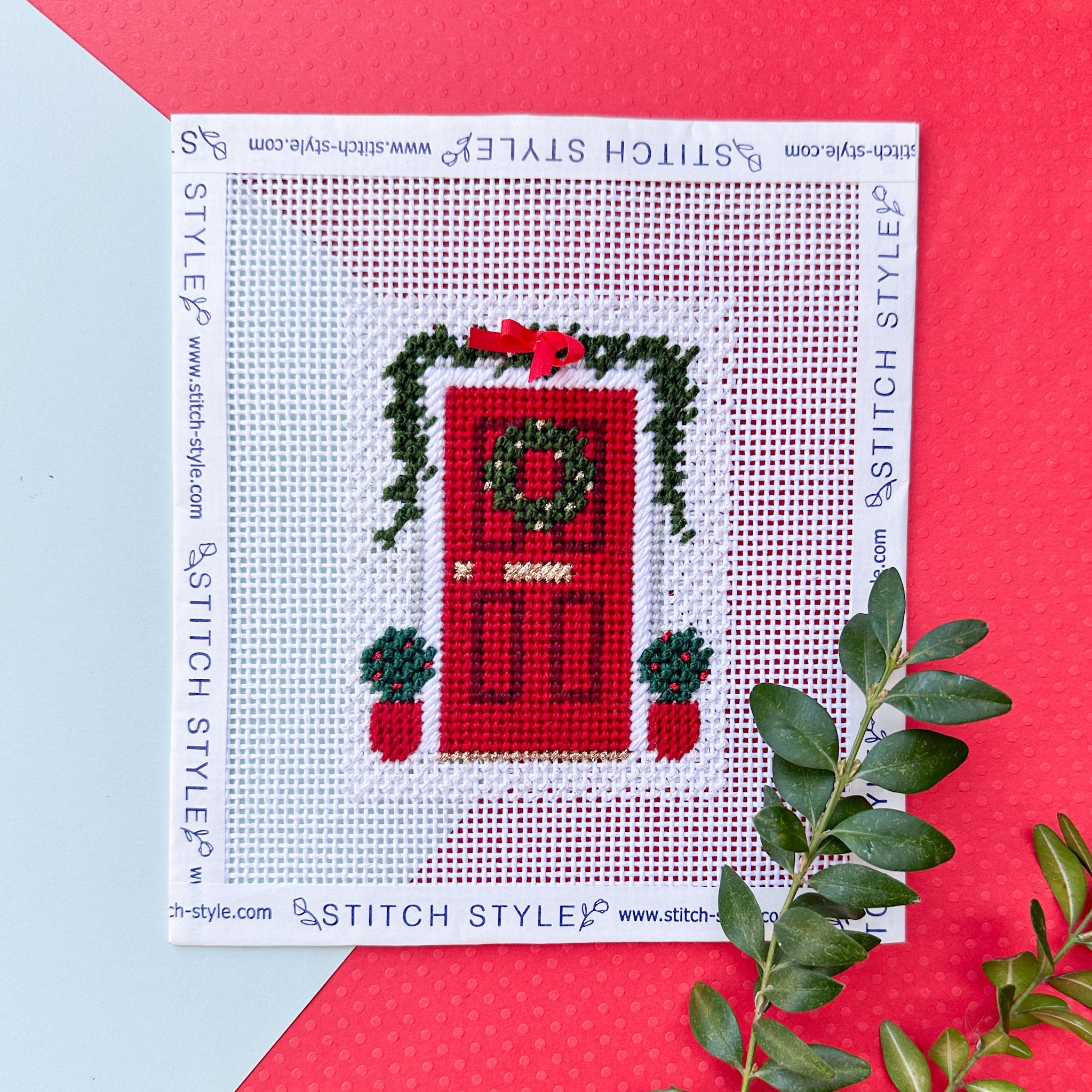 Red Christmas Door SS193