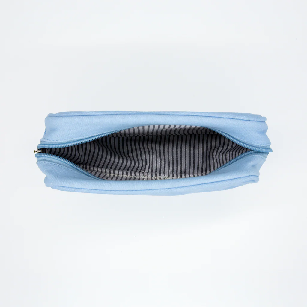 Self-Finishing Cosmetic Bags