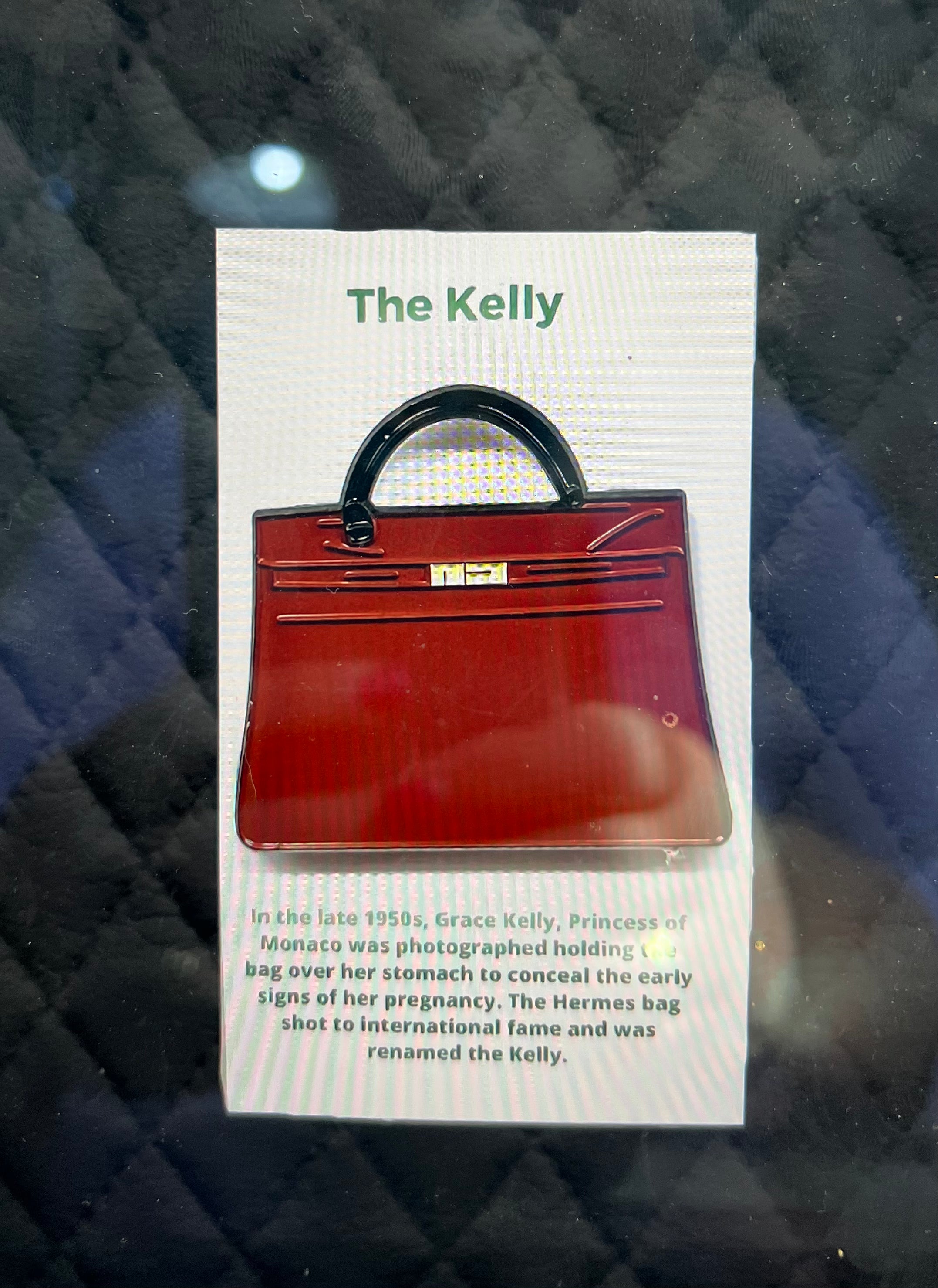 The Kelly Bag Magnetic